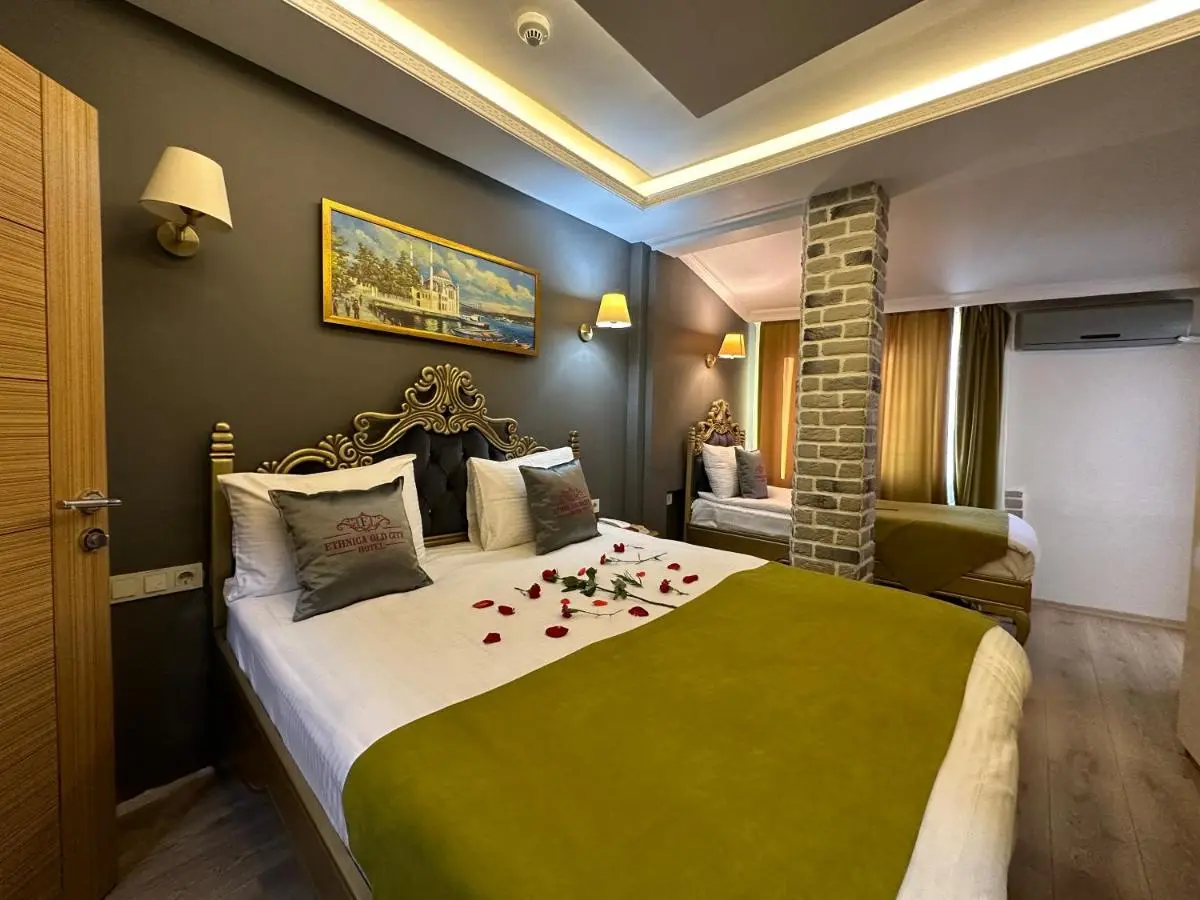 Ethnica Hotel Old City