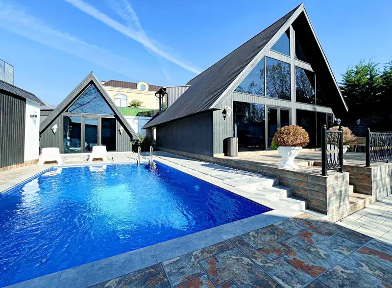 Black A-Frame Luxury Chalet & Pool