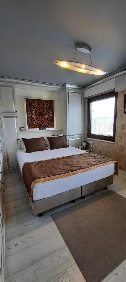 Samir Deluxe Hotel