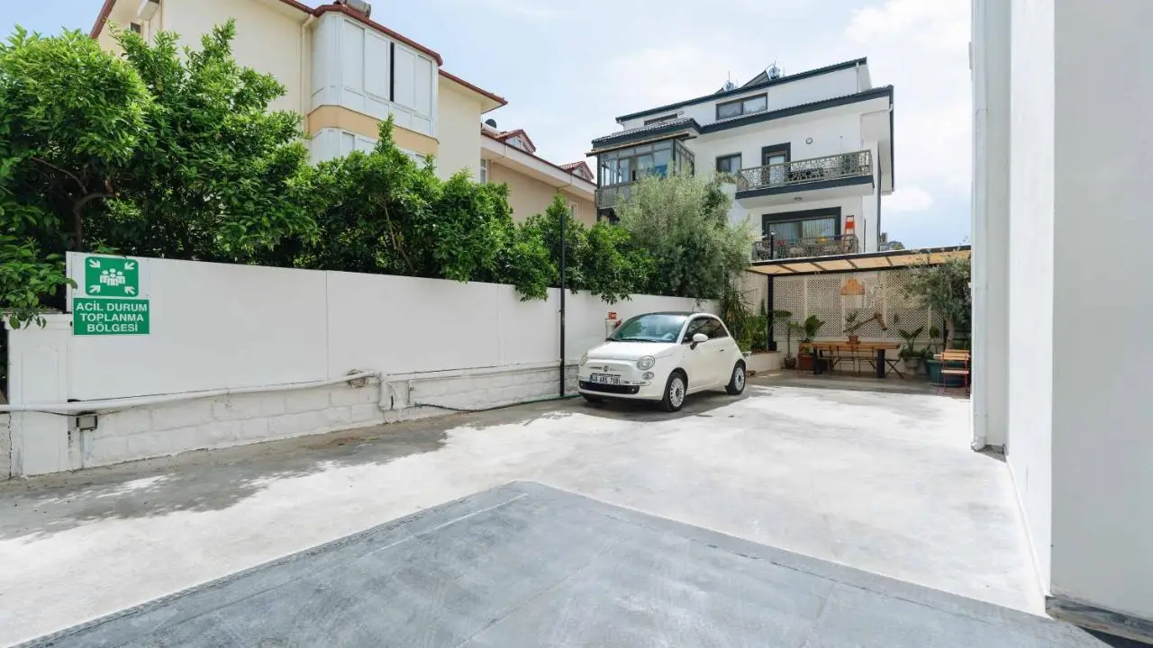 Belci City House
