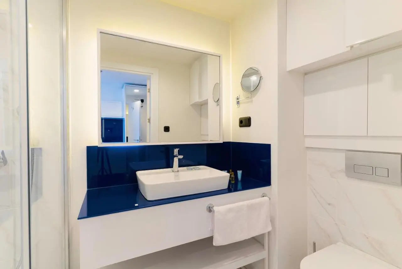 Luxury Sea View Apartments