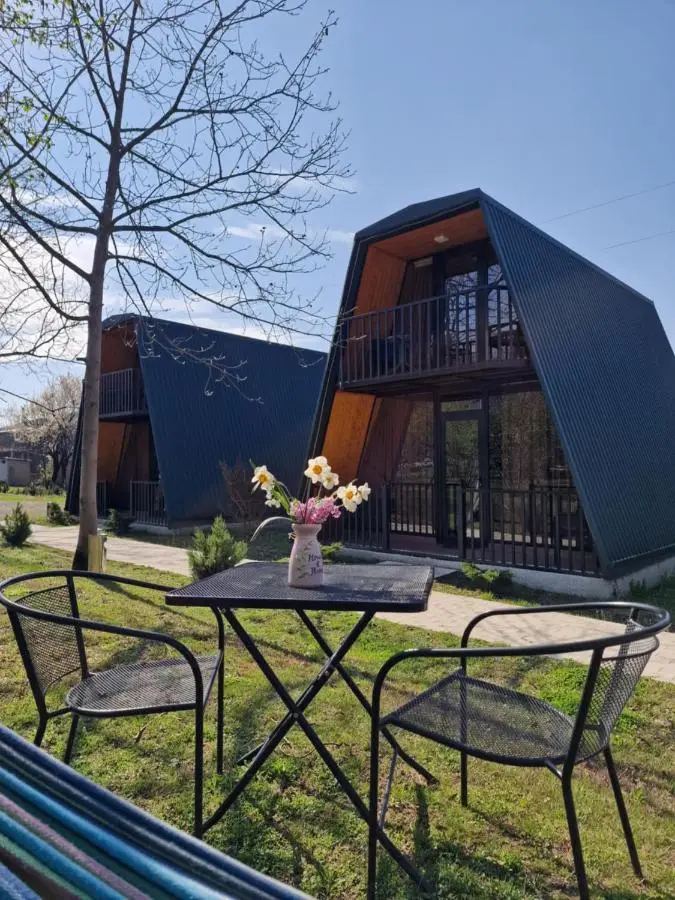 Diamond Cottages