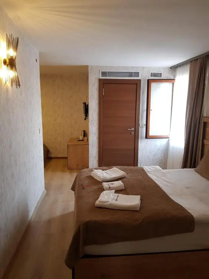 Double DD Hotel