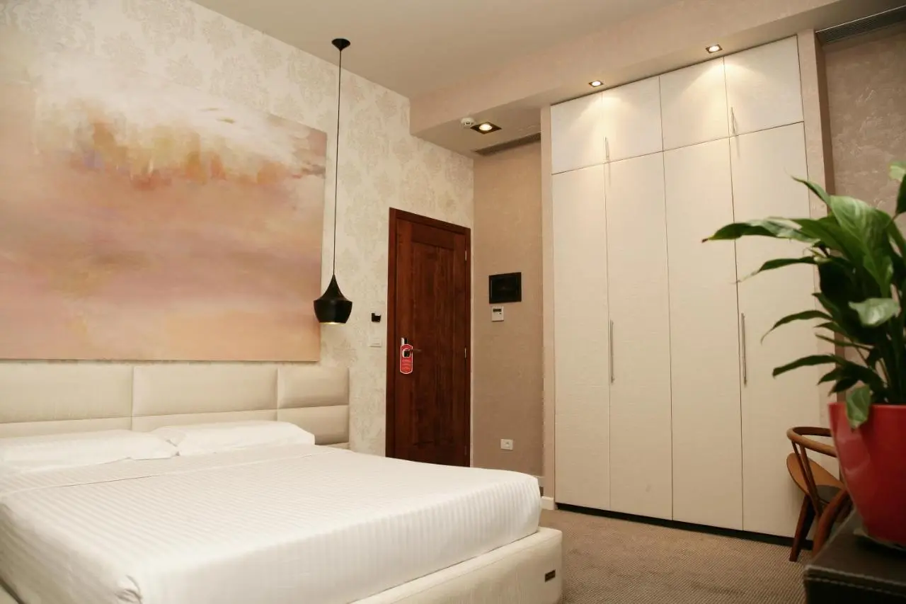 La Bohème Hotel