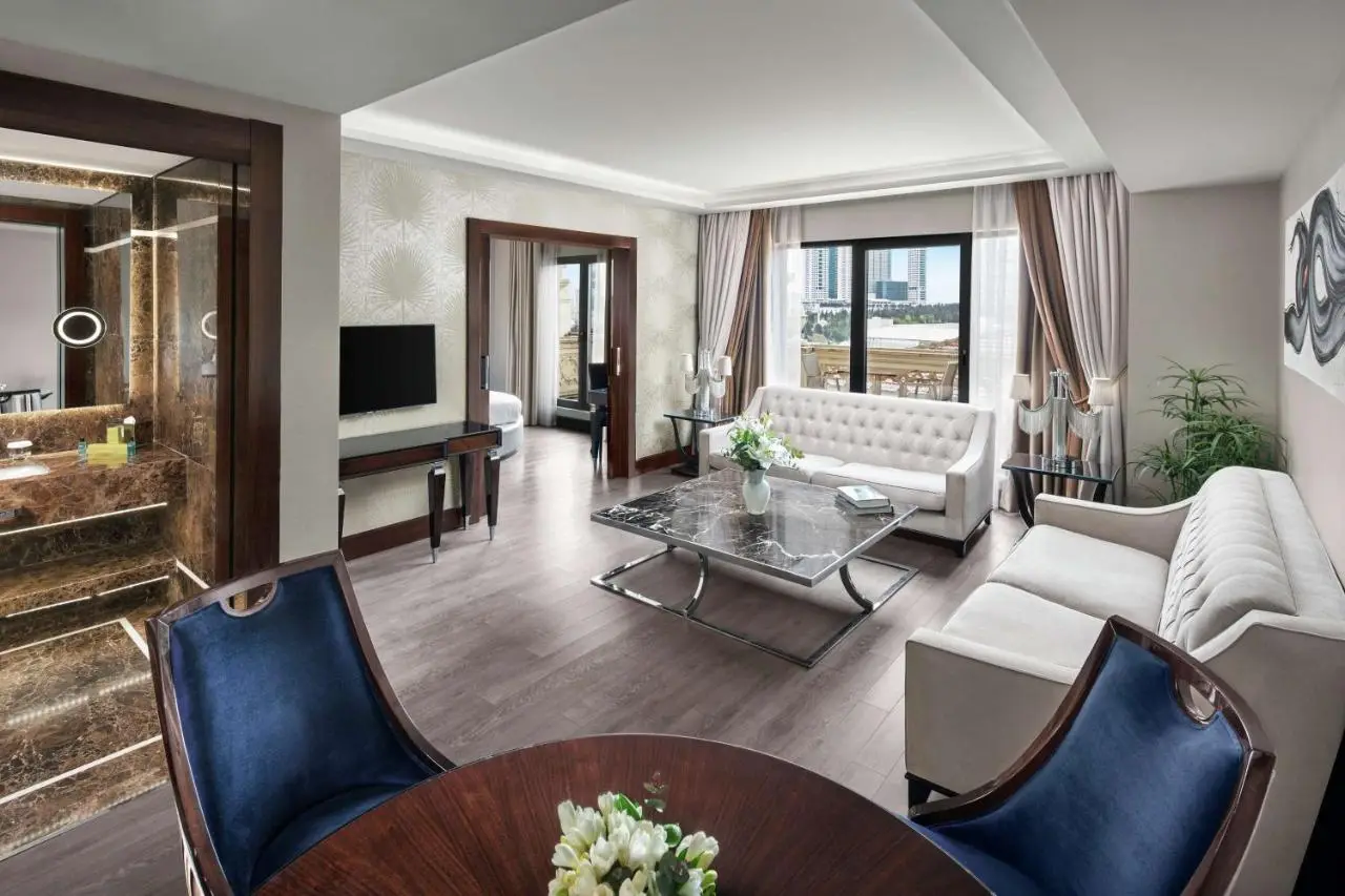 DoubleTree by Hilton Istanbul Gayrettepe