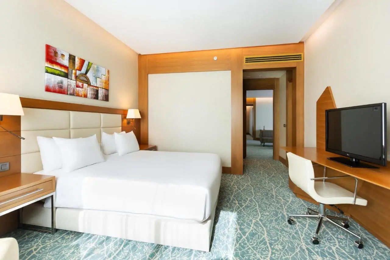 Holiday Inn Baku by IHG