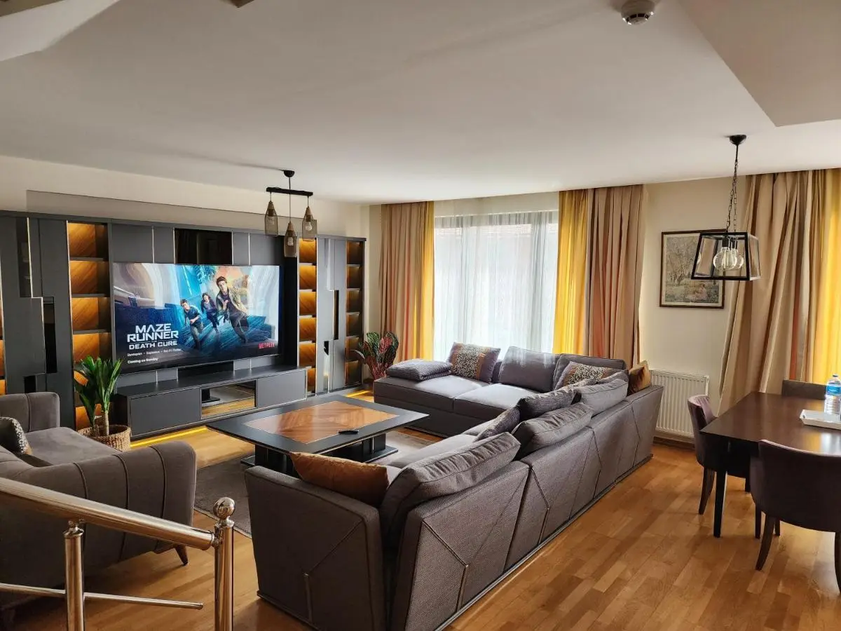 TAKSiM PERFECT RESiDENCE, 3 BEDROOMS, 140 M2, POOL GYM SAUNA ACCESS