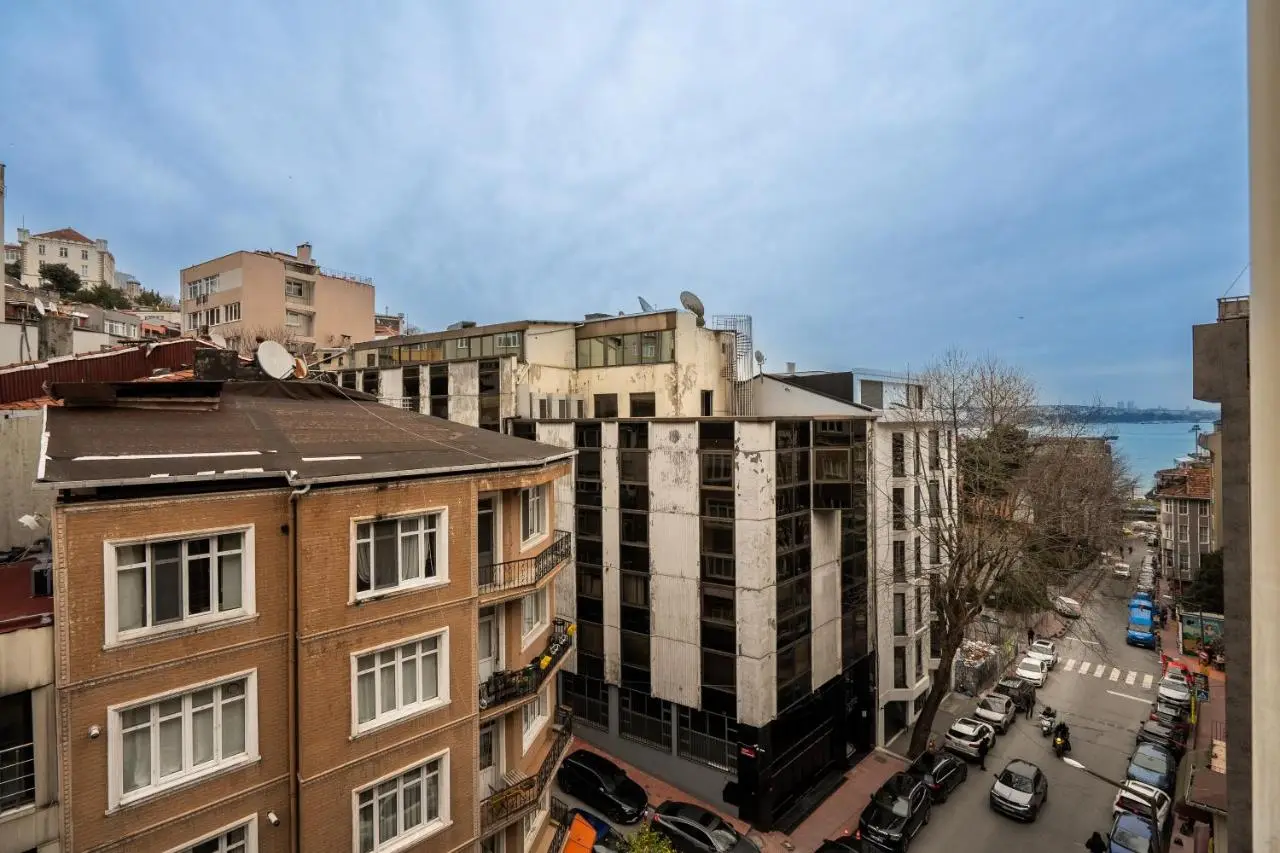 Cihangir Palace Hotel