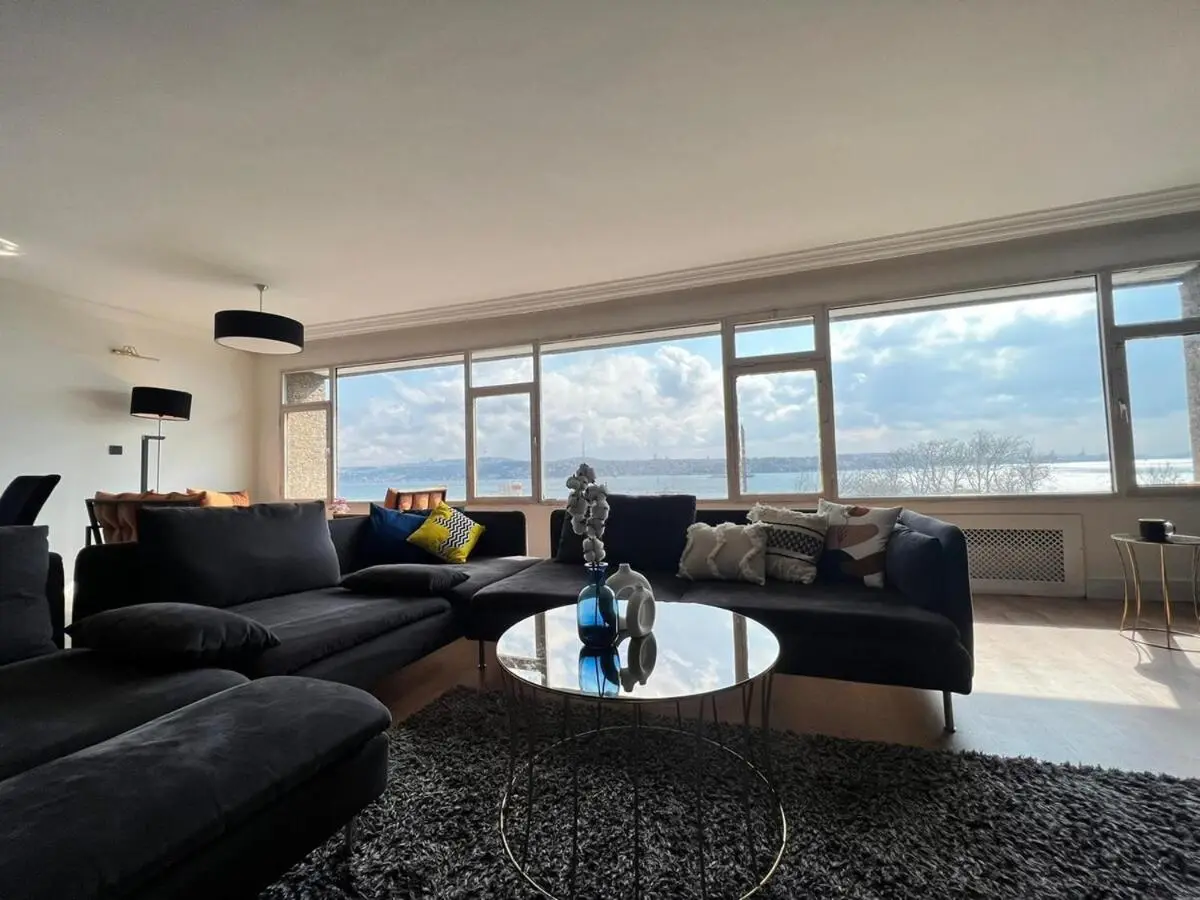 Stunning Sea View Amazing Flat 4BR 2BA AC