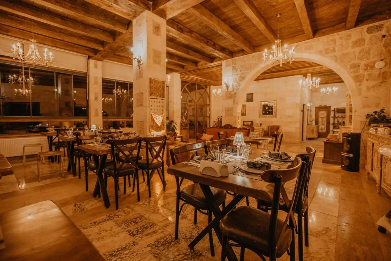 Serenus Cave Suites