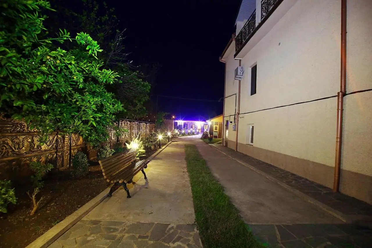 Hotel Harmony