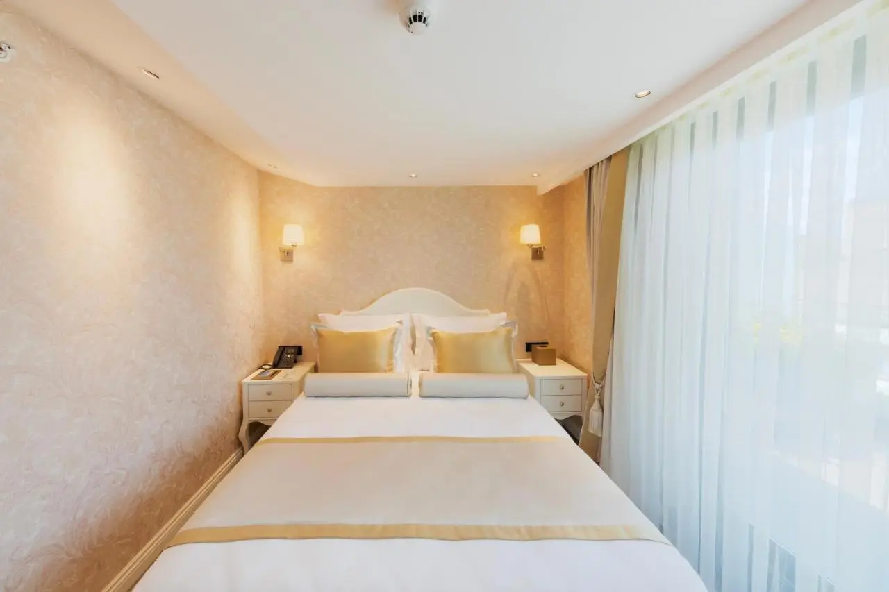 Hallmark Hotel & SPA Istanbul