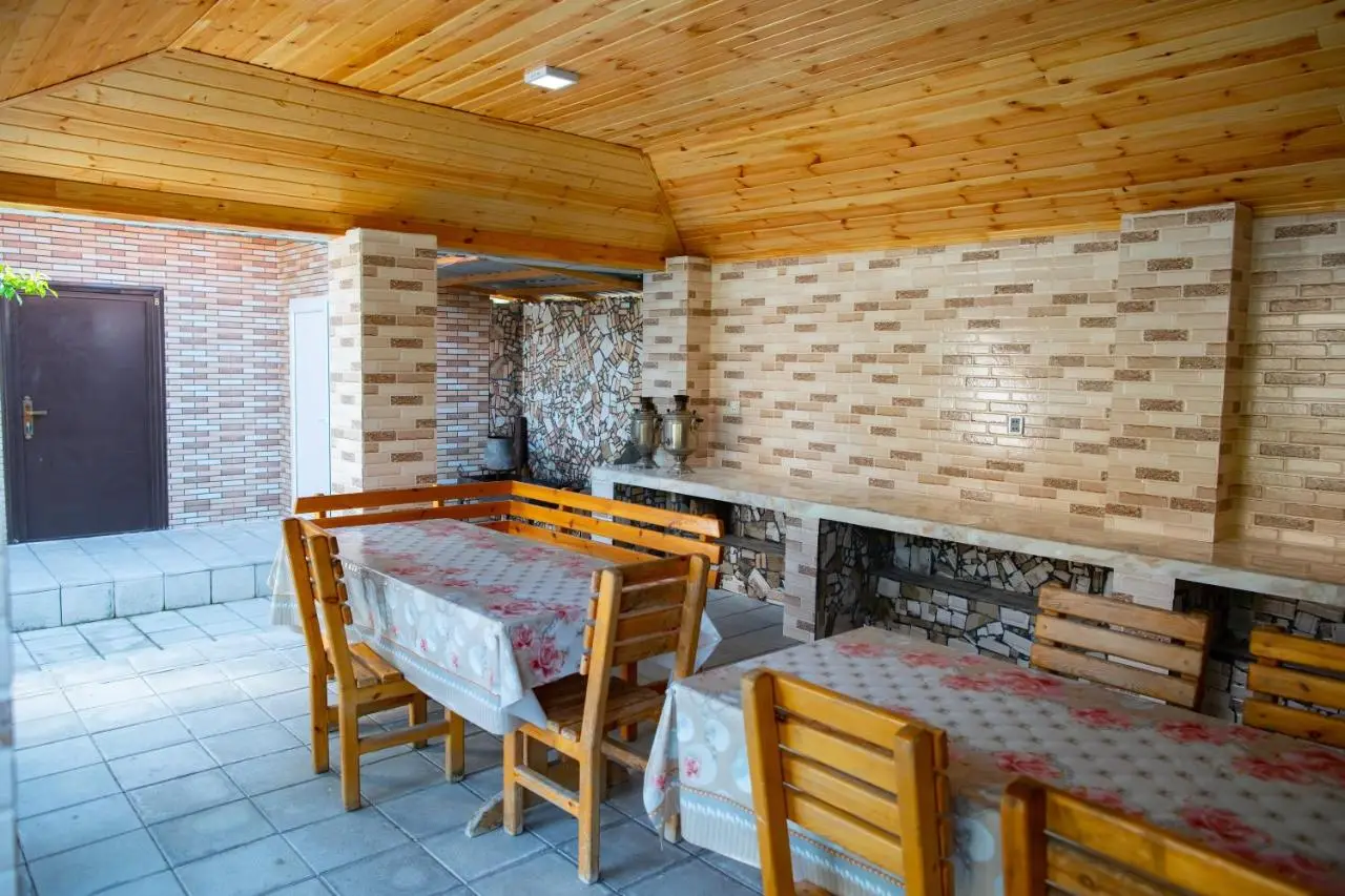Bibi Qonaq evi Gostevoy Dom
