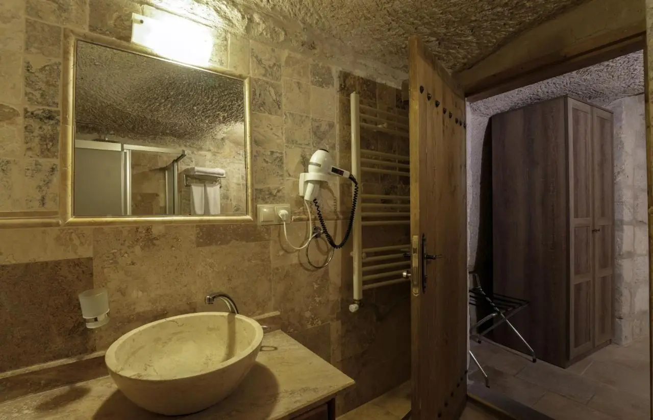 Tekkaya Cave Hotel