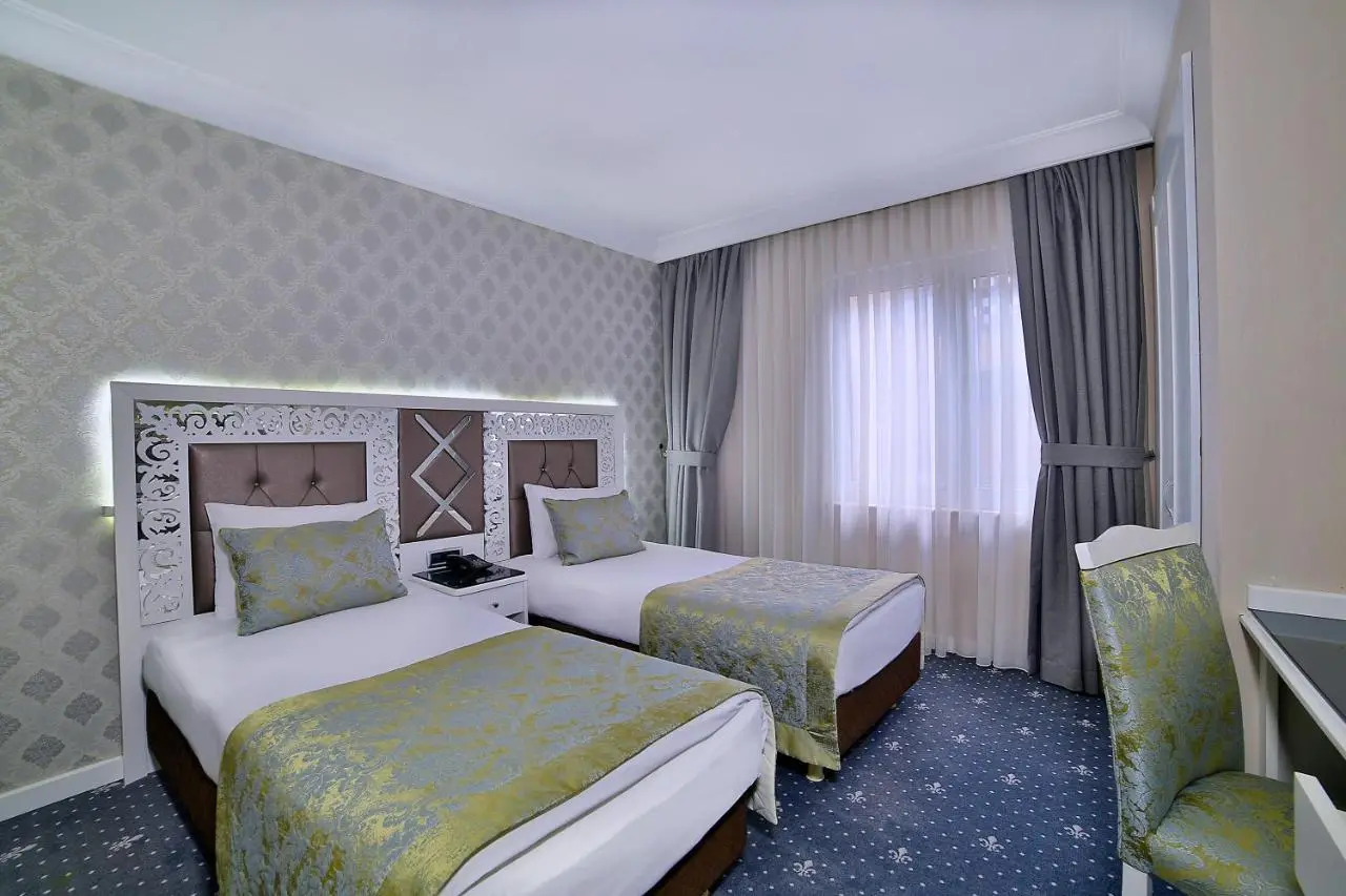 Monaco Hotel