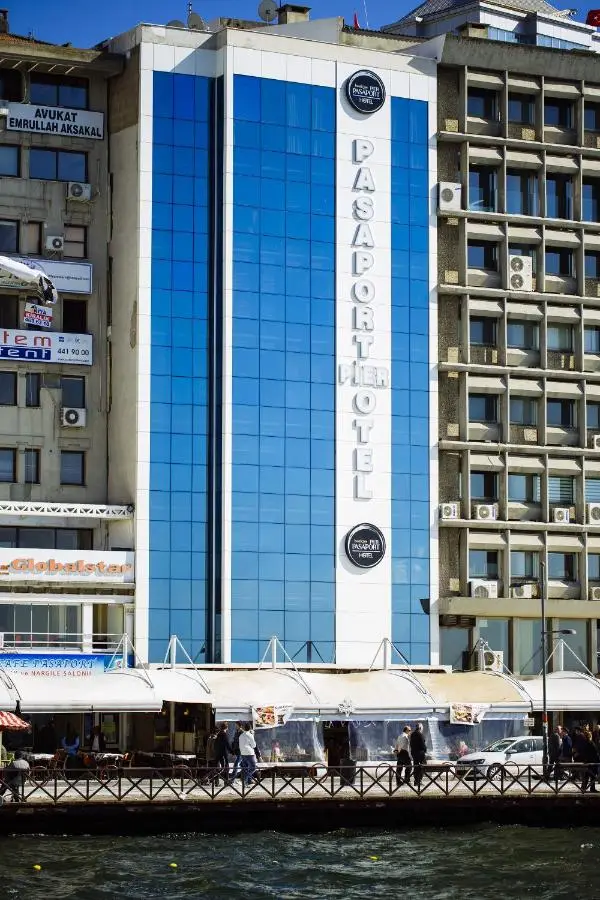 Pasaport Pier Hotel