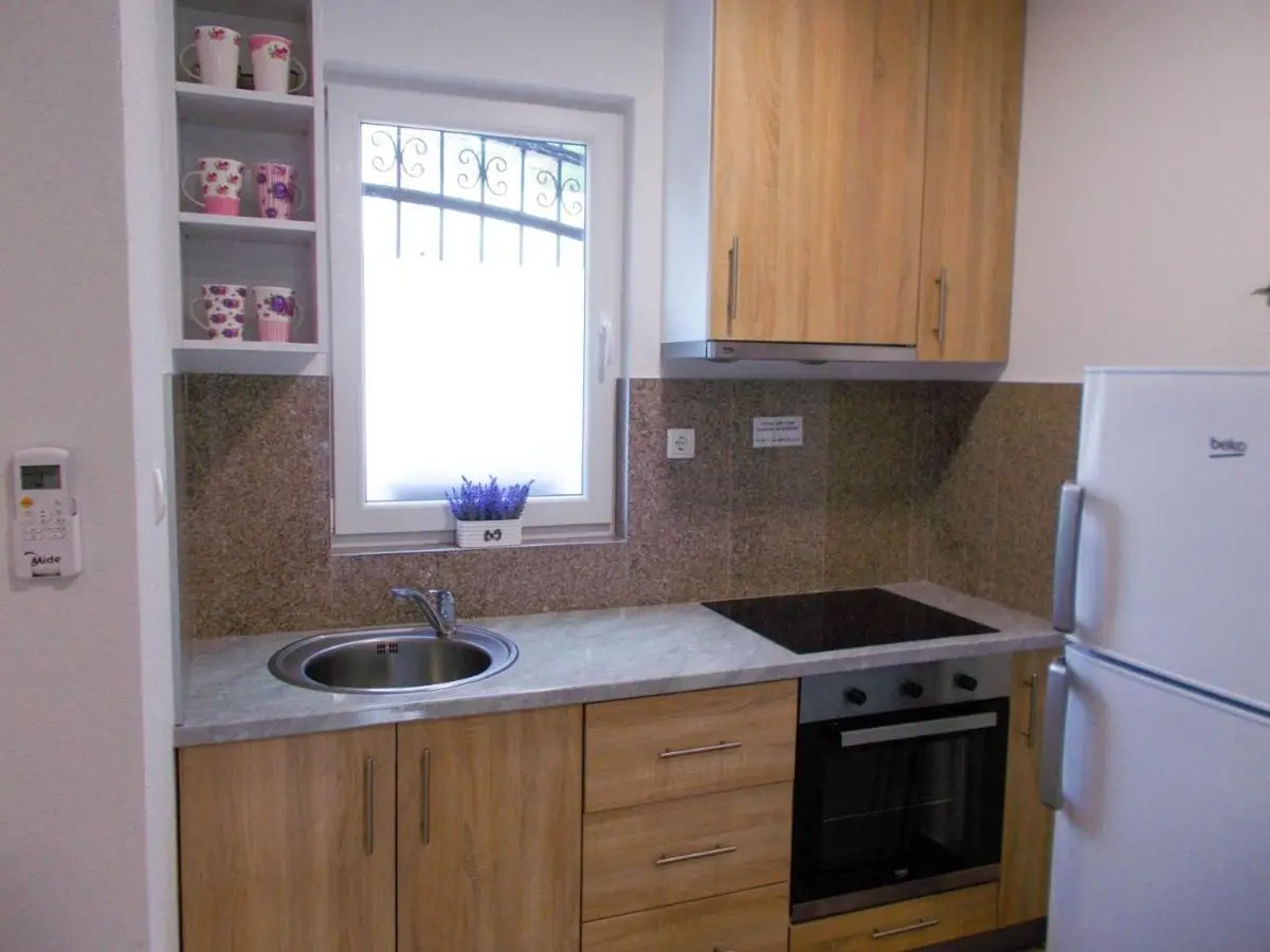 Kovac Riverfront Apartments