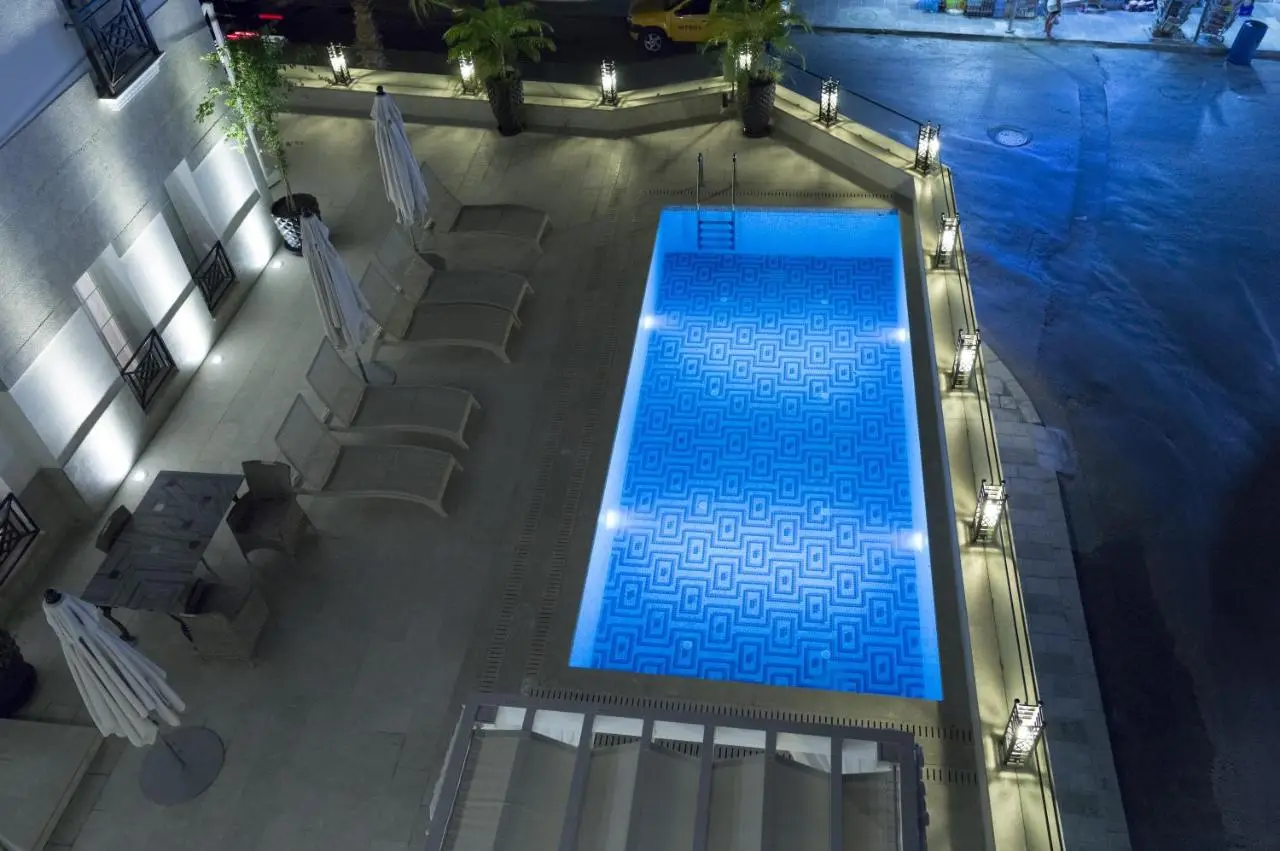 Ena Boutique Hotel & Residences