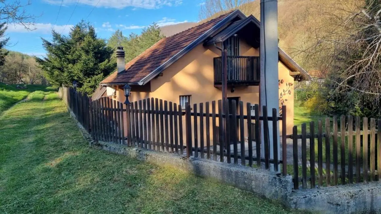 Nature house Semizovac
