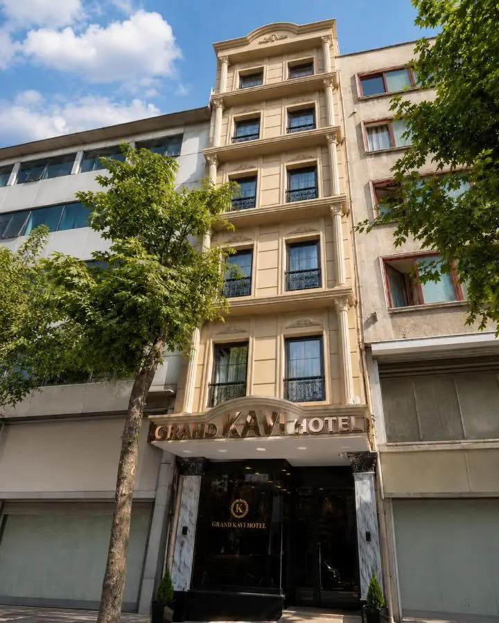 Grand Kavi Hotel