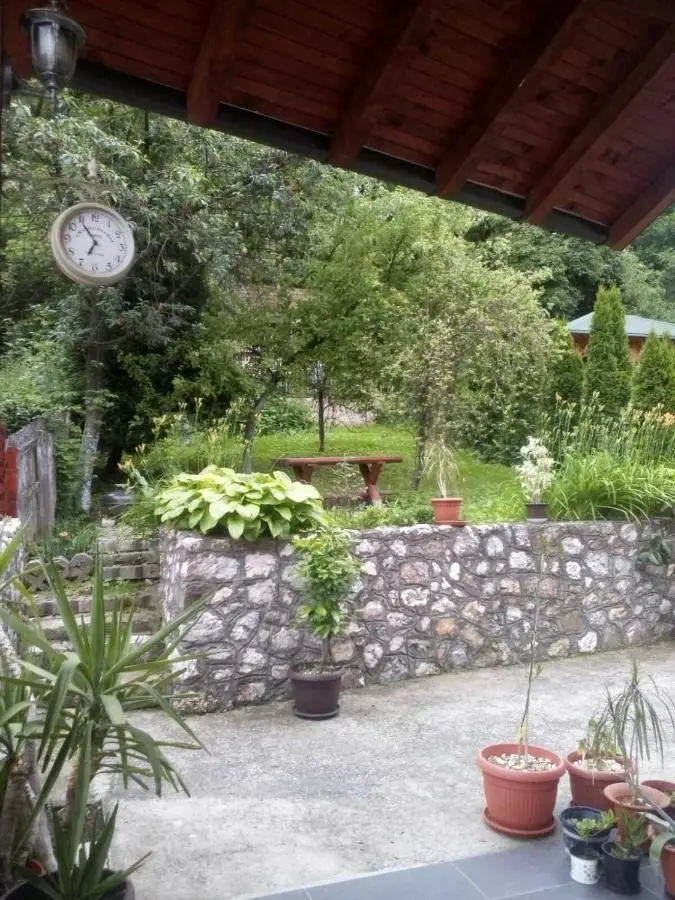 Cumurija Bridge Accommodation