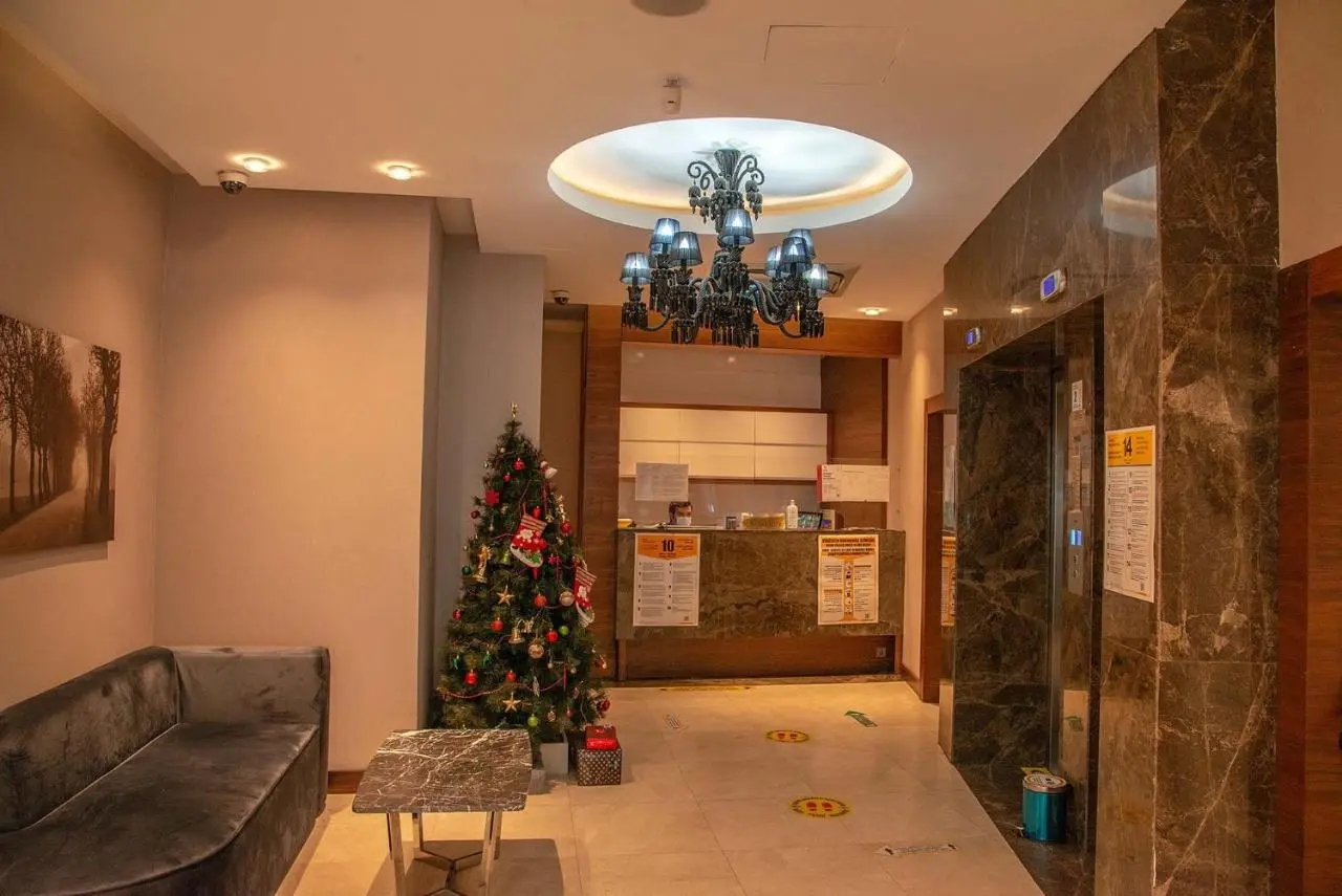 Le Mirage Hotel