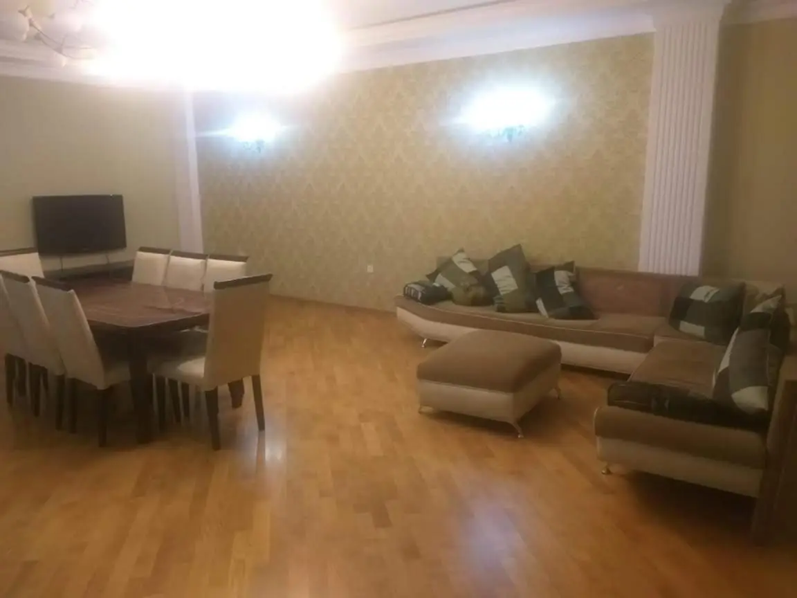 Apartment 4 rooms