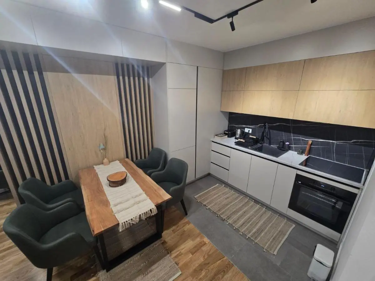 RIO DELUXE A1-8 - ApartHotel Vucko - Private Host