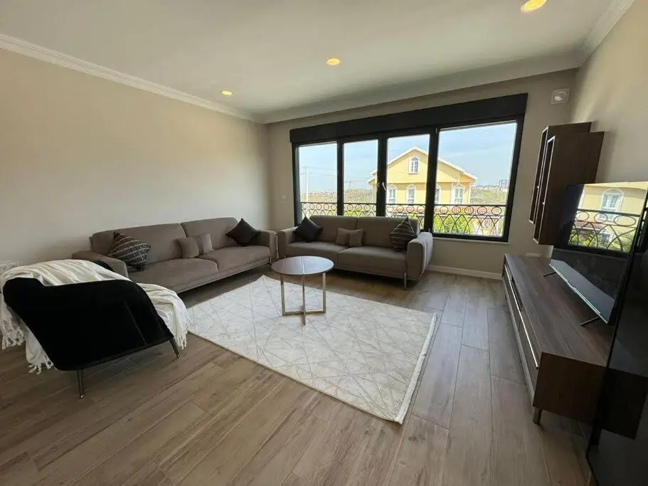 Elegant 3BR Izmit Apartments- Mountain View