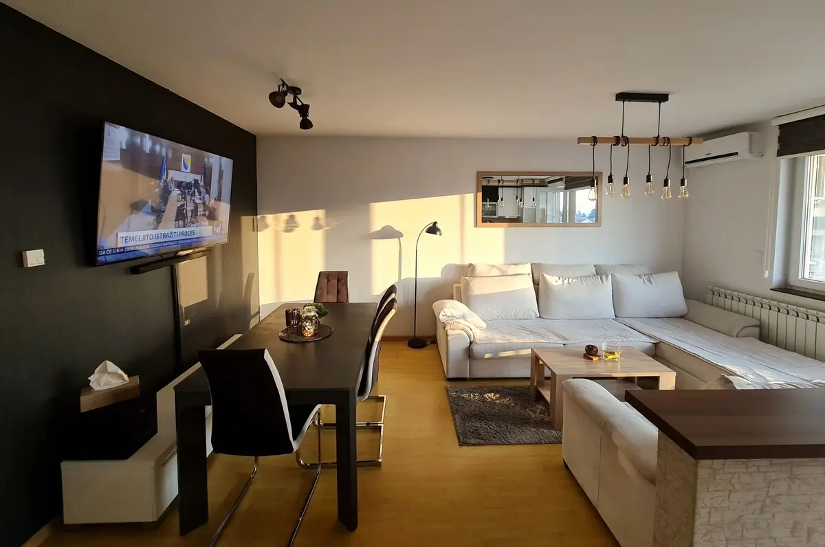 " Feel's like Home "
