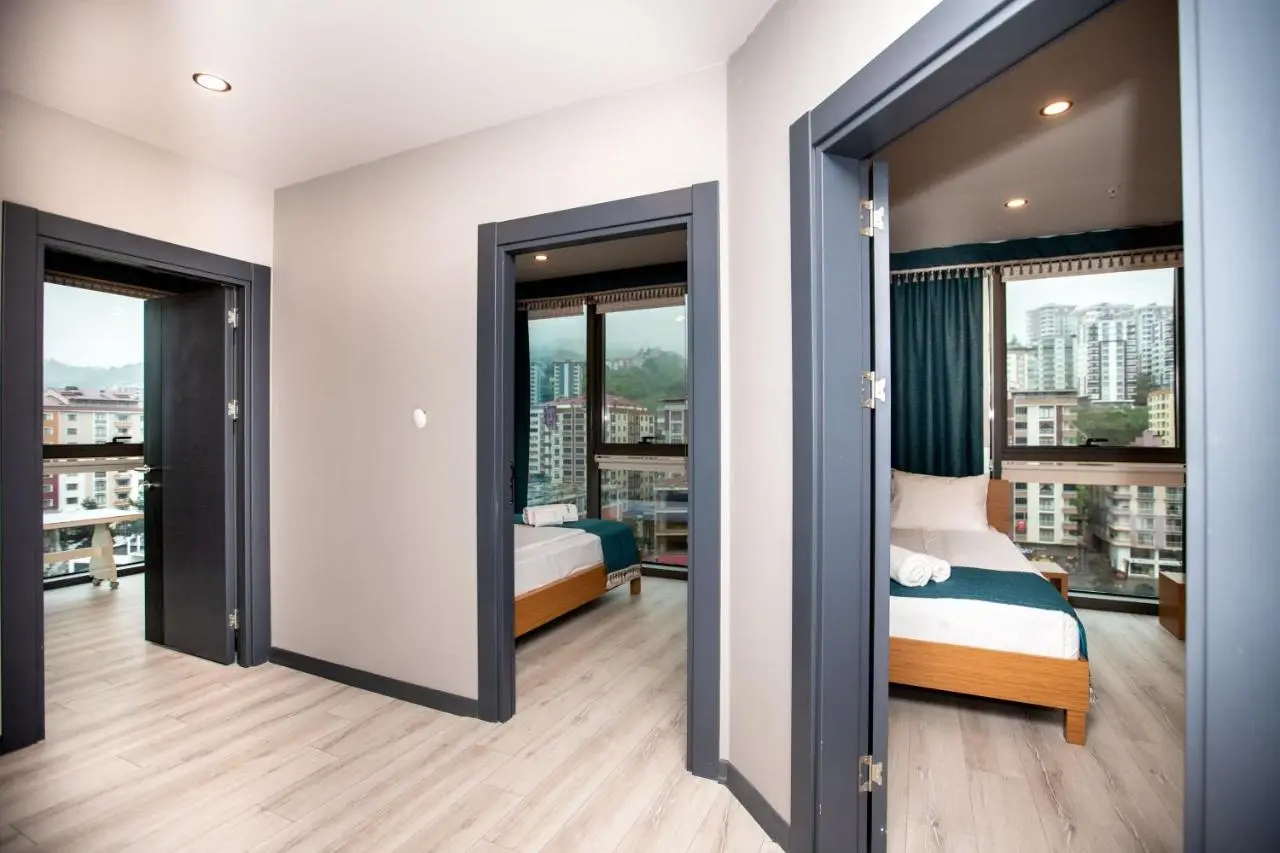 Marina Green Suite & Residence