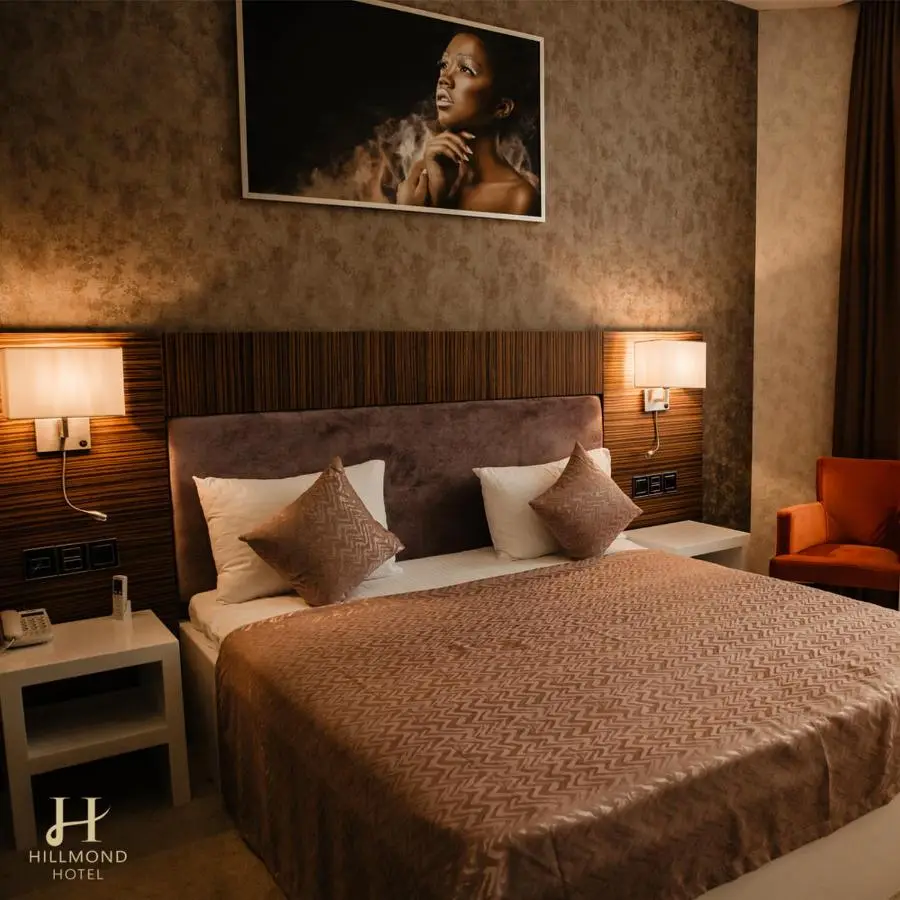 Hillmond Hotel