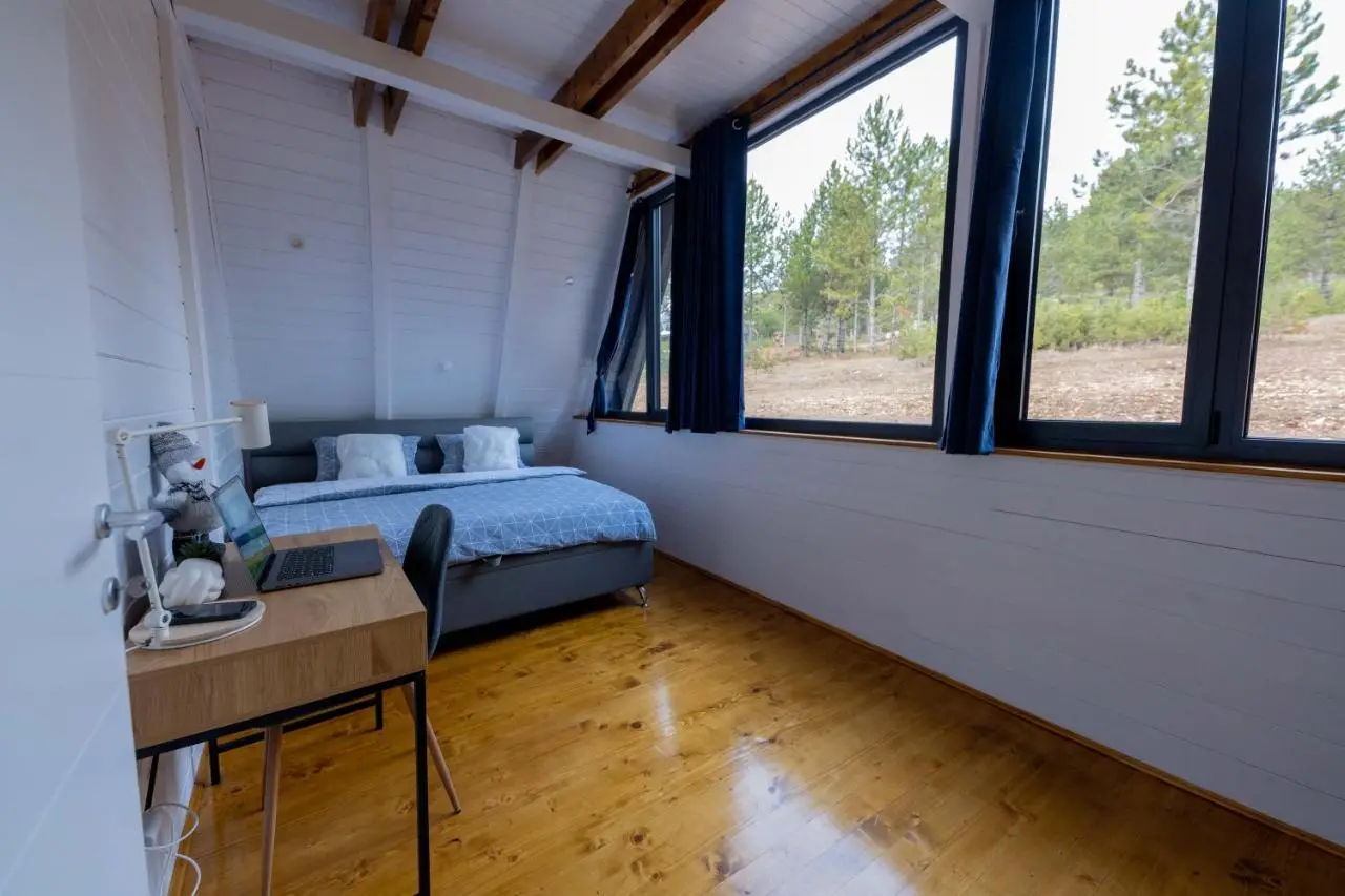 Continental Adventure Resort - Mountain Escape & Glamping