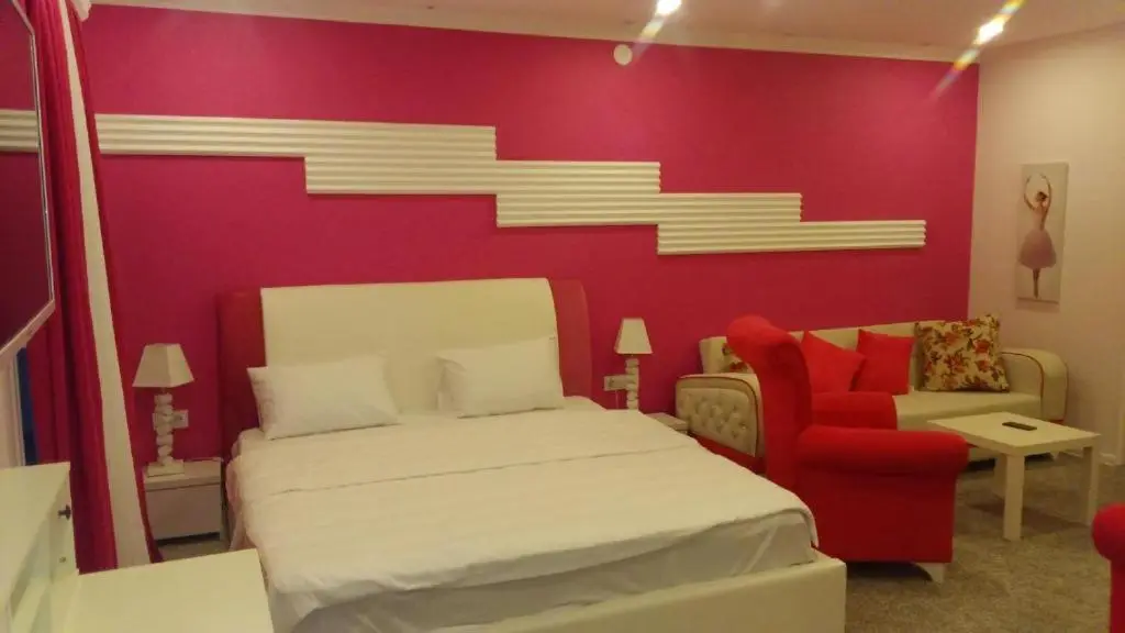 Hotel Lilo near Airport