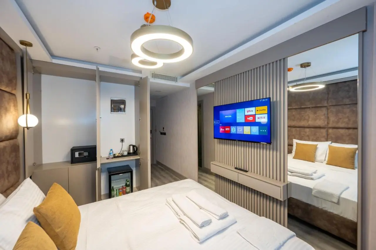 Massimo Hotel