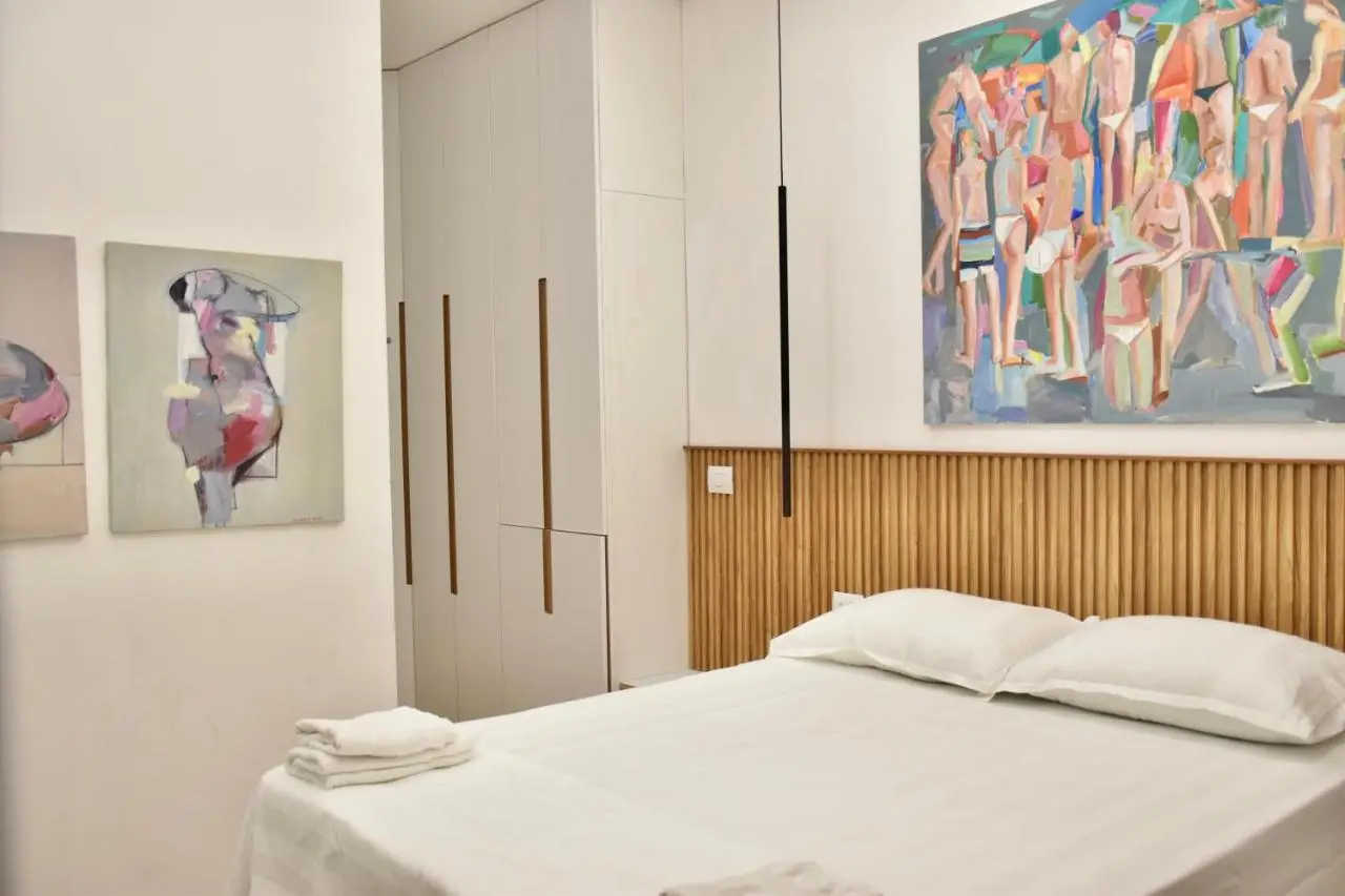 Wavefront Apartment 3