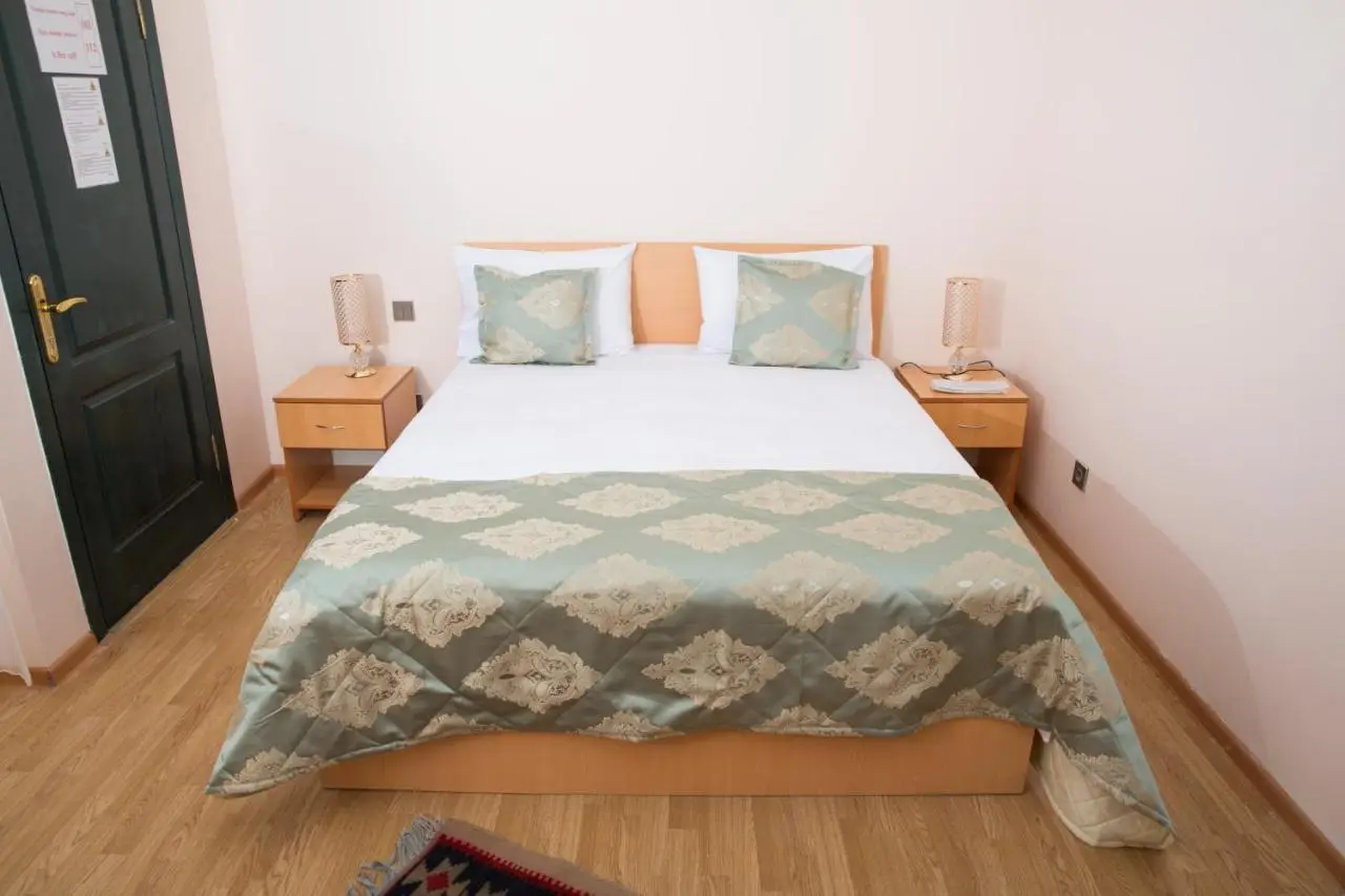 City Walls Hotel