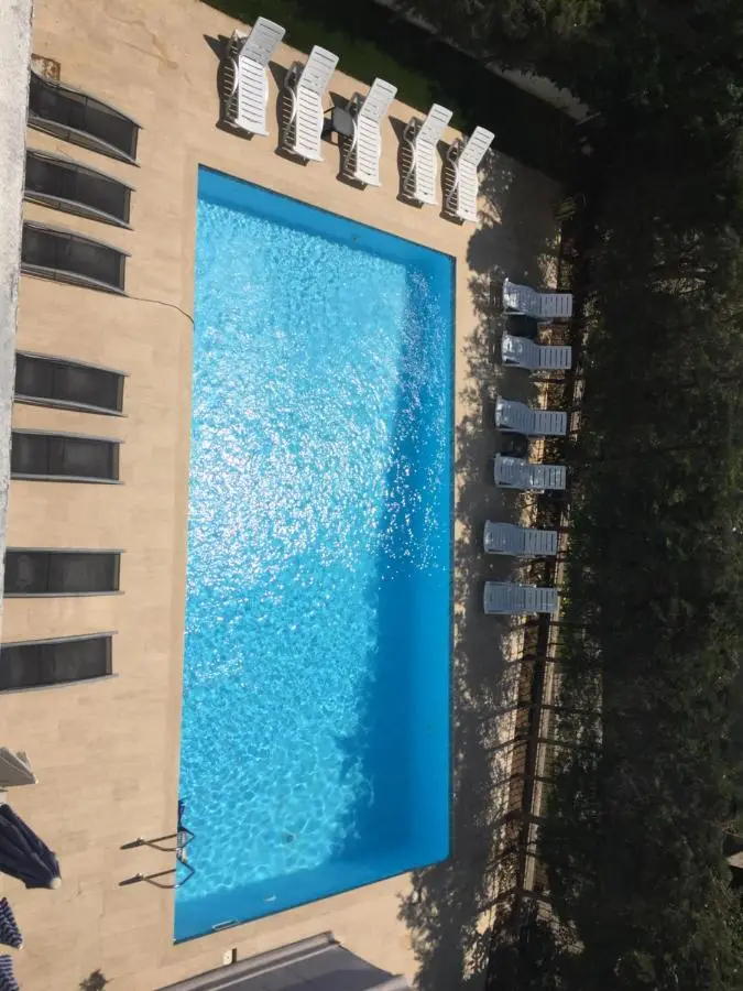 dragos island hotel