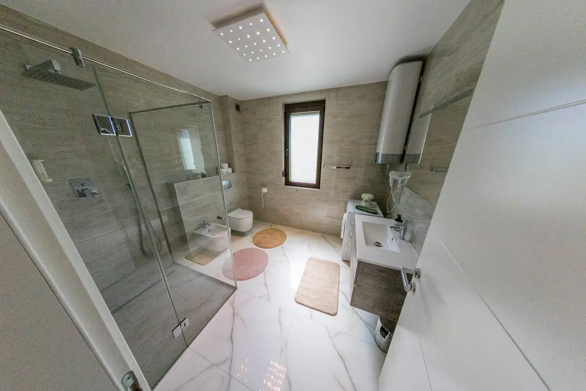 Apartments Edy 1