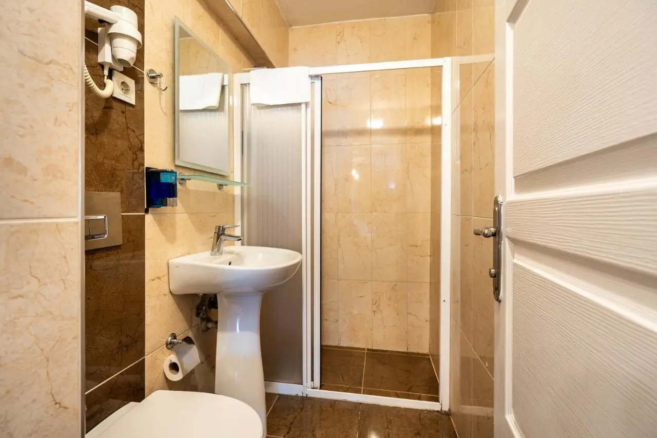 Cihangir Palace Hotel