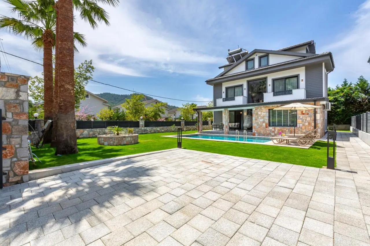 Villa Palmiye by Villa Safiya