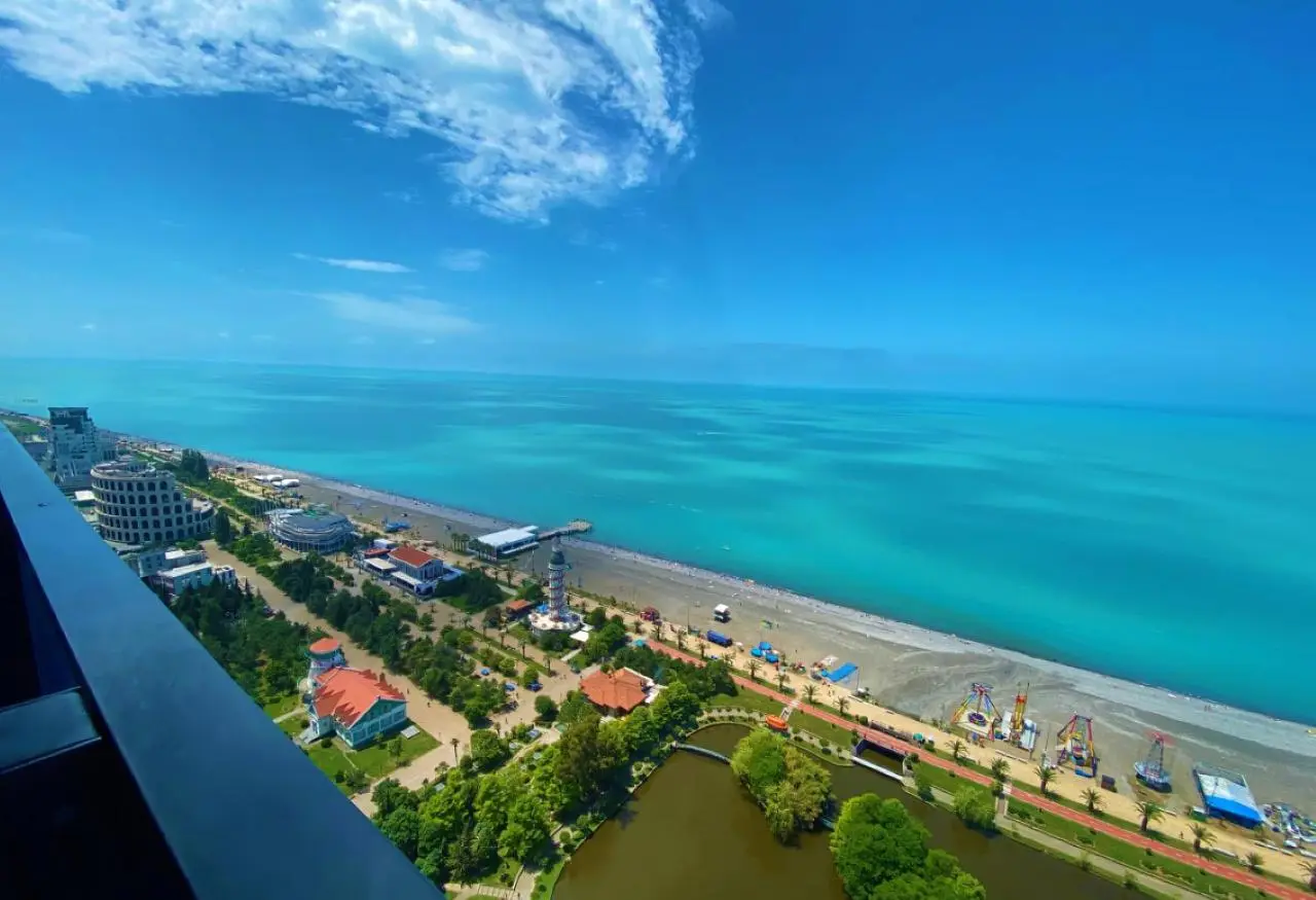 Revive Sea View Aparthotel in Orbi City Batumi