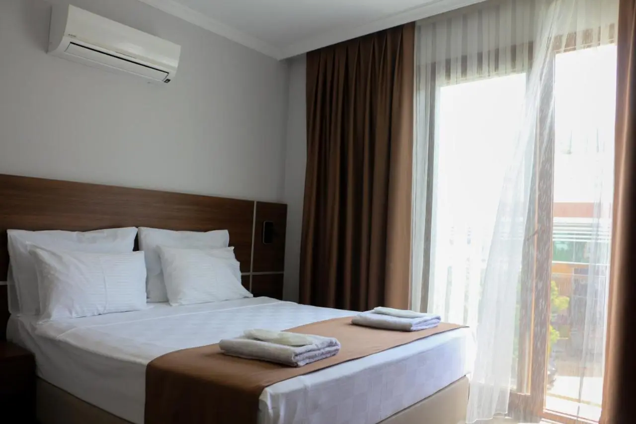Gulluk Life Hotel