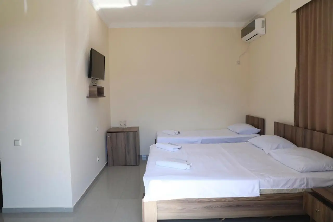 Hotel Estonia Two