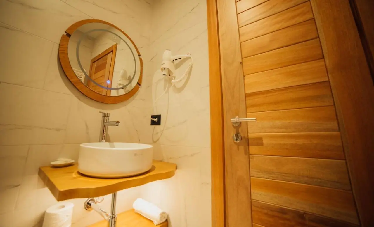 Hotel Kulla e Bajraktarit