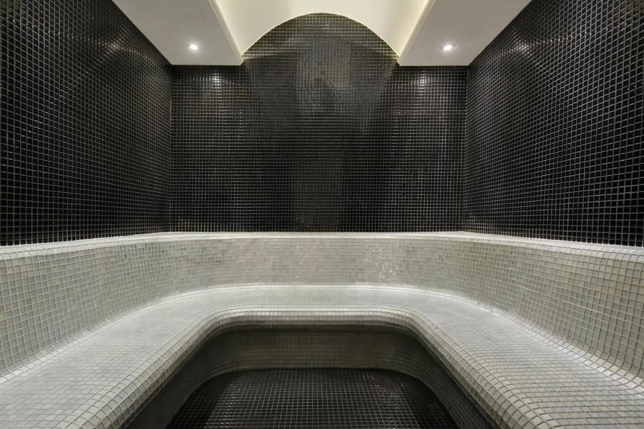 TRYP by Wyndham Istanbul Basın Ekspres