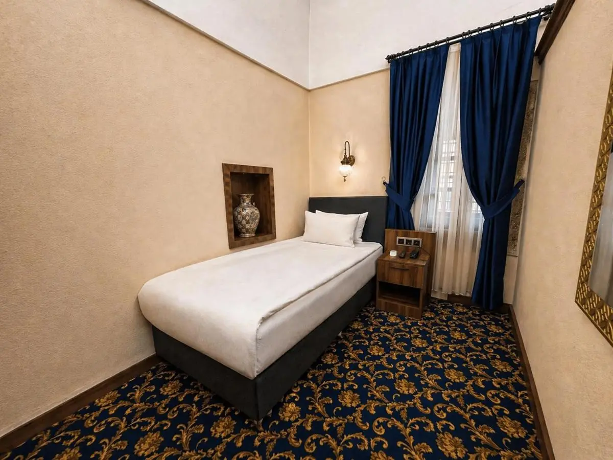 Rüstempaşa Kervansaray Hotel with Free Parking