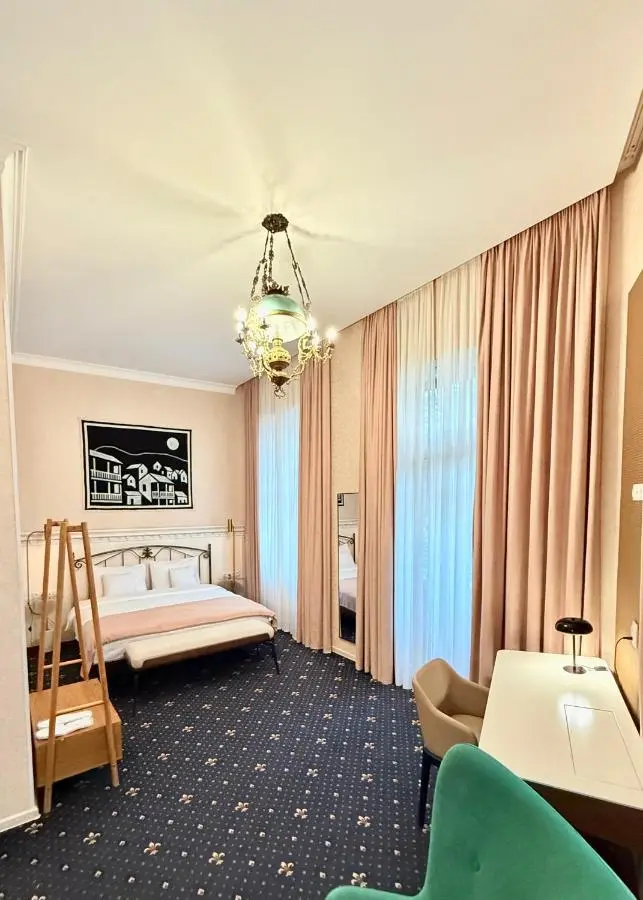 Arts Hotel by Square