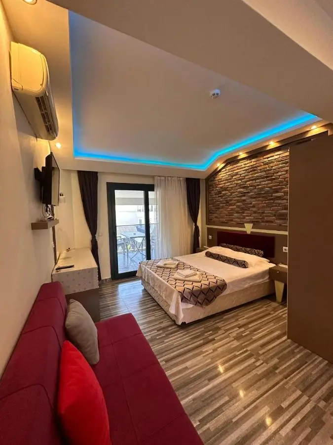 Hotel Falcon Home