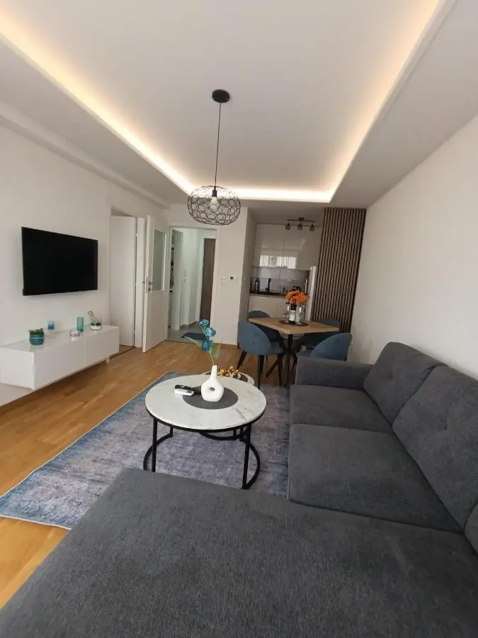 Blue Apartment Lukavica near Sarajevo Airport